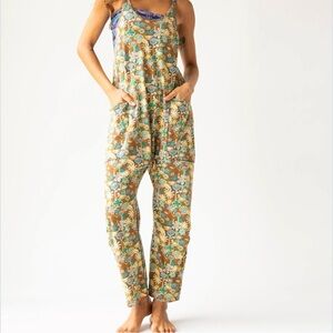 Natural Life Lucy Jumpsuit Green Blue Garden Size XL New With Tags Sold Out